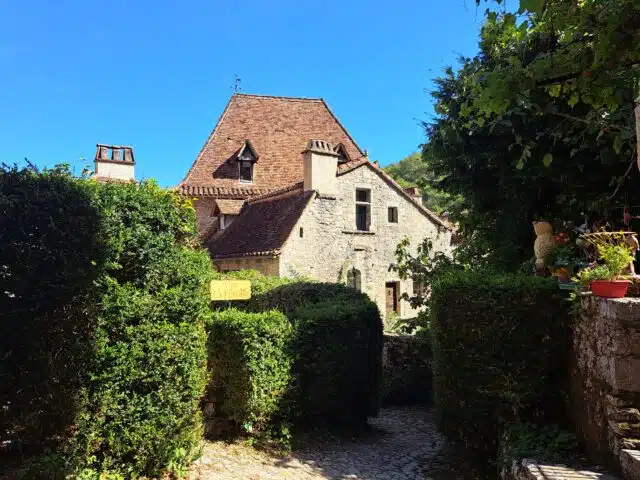 Saint-Cirq Lapopie-maison